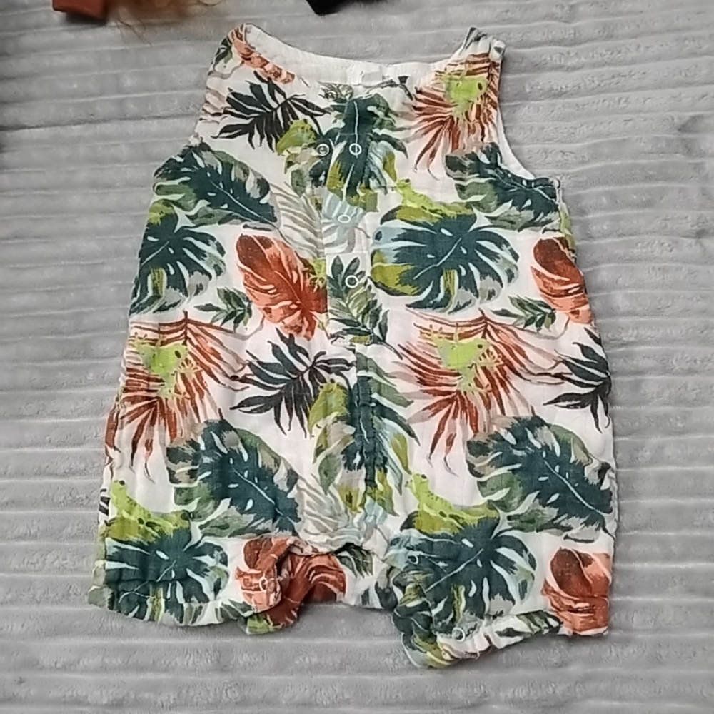 Angel Dear Unisex Romper 6-12 Months Tropical Summer Gauzy Organic Cotton Muslim